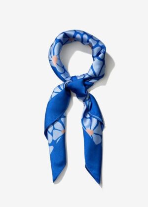 Bandana satinada azul estampado floral