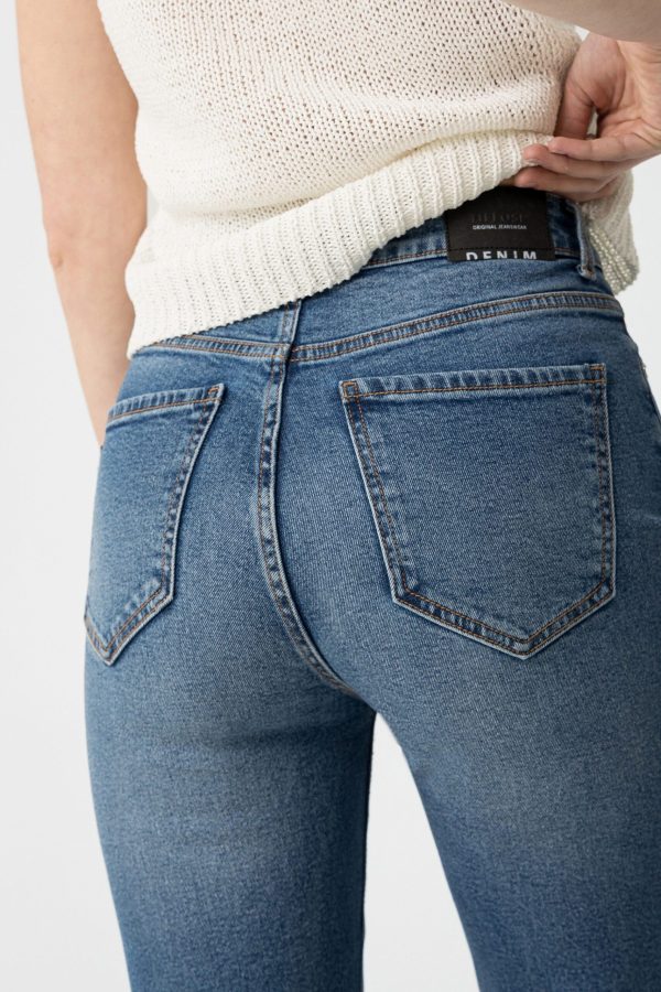 Vaquero MOMFIT Denim medio - Imagen 3