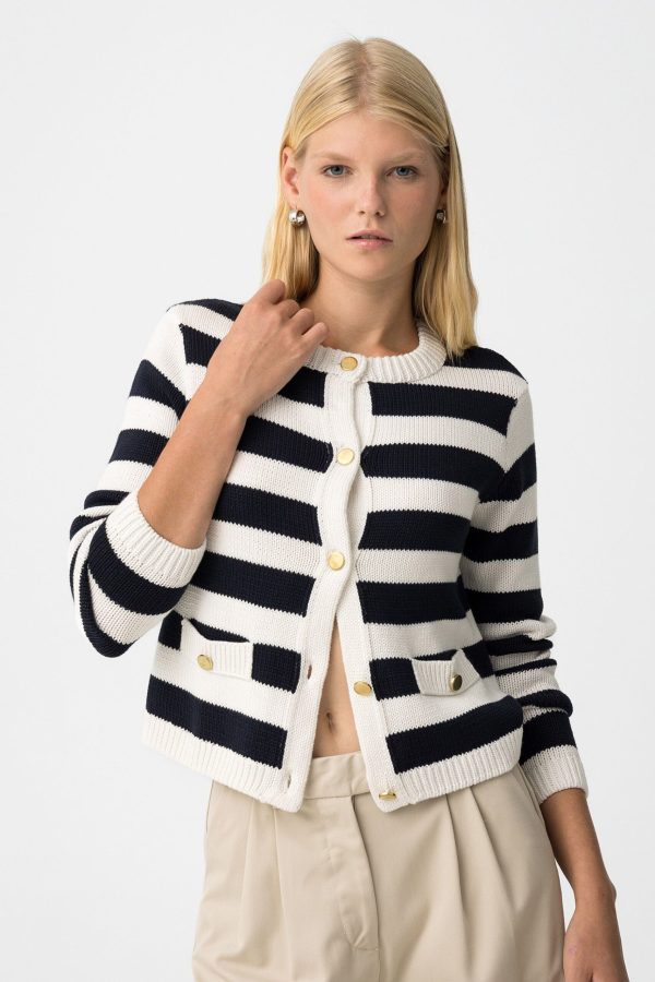 Cardigan Requiem Rayas