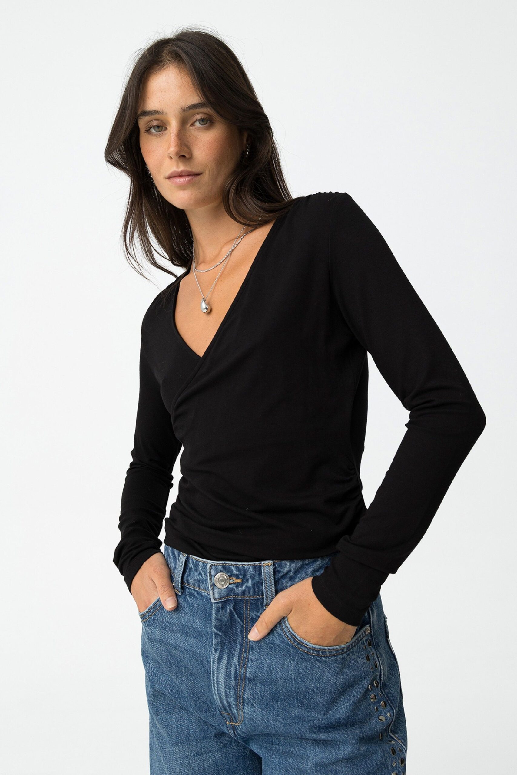 Camiseta Benedict Negra - Imagen 2