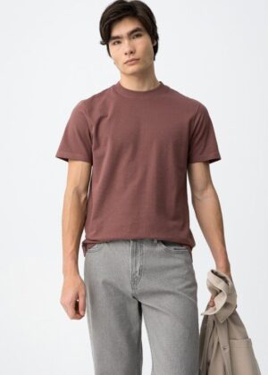 Camiseta Bryan carmín