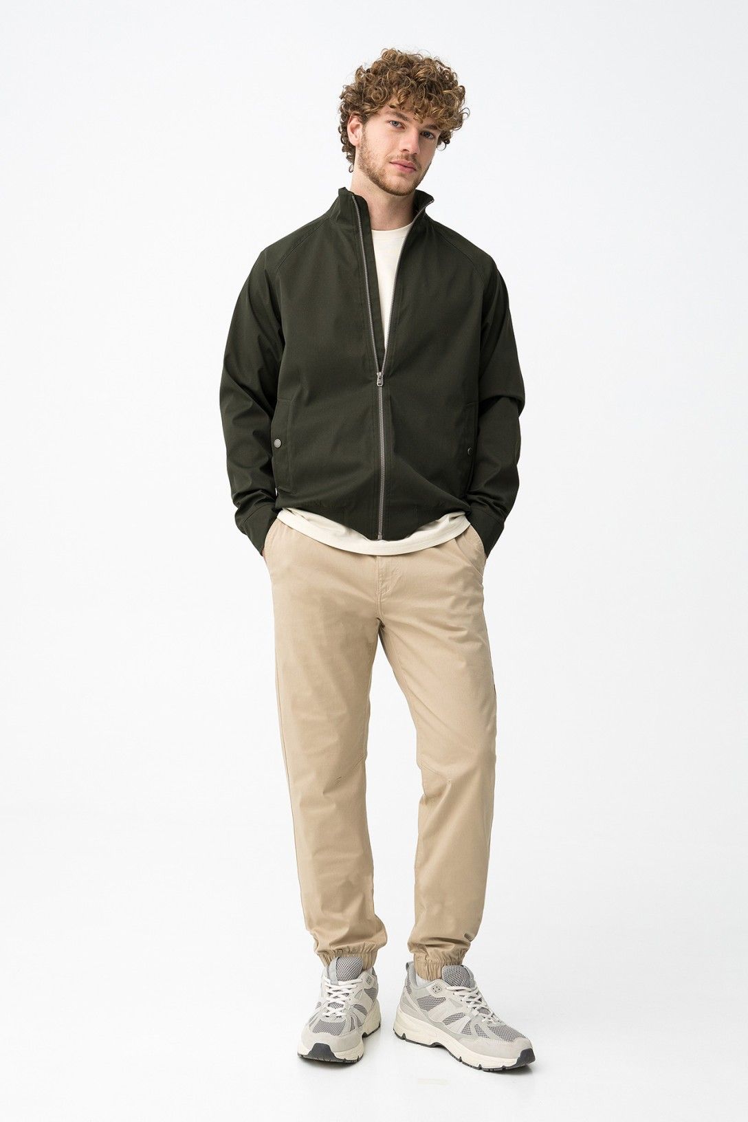 Pantalon Jogger_13 Beige