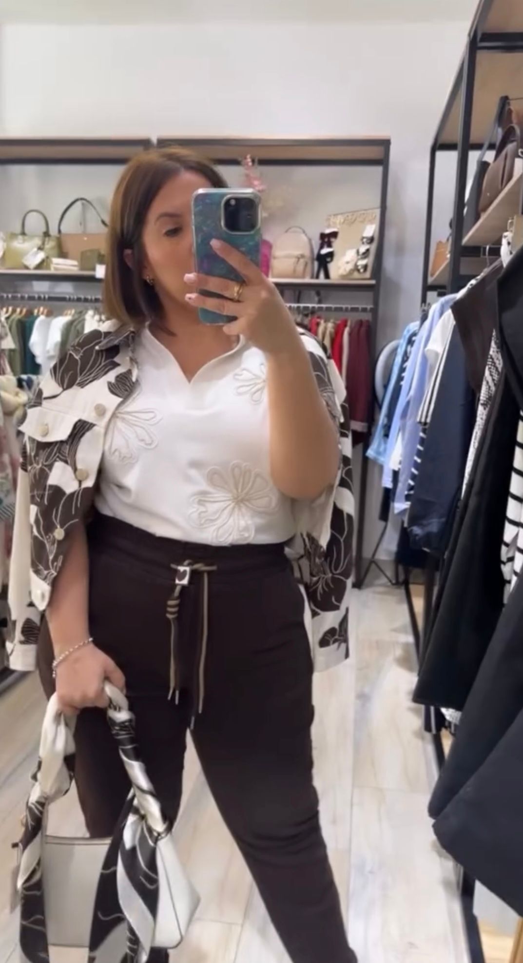 JEAN MOMFIT CHOCOLATE - Imagen 2